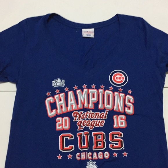 Cubs World Series Champions T-shirt - Picture 3 of 5
